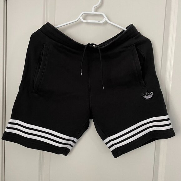 ADIDAS OUTLINE SHORT - Picture 2 of 4